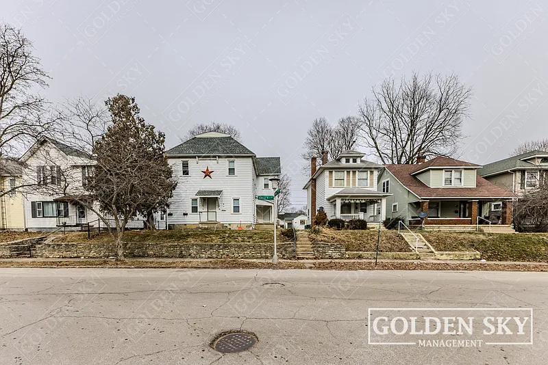 1 bed, 1.0 bath, 500 sqft, $700 — Photo 1