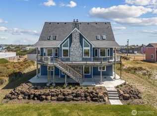 1073 Ocean Shores Blvd SW, Ocean Shores, WA