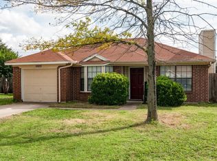 10105 Downwood Ct, Fort Worth, TX 76108