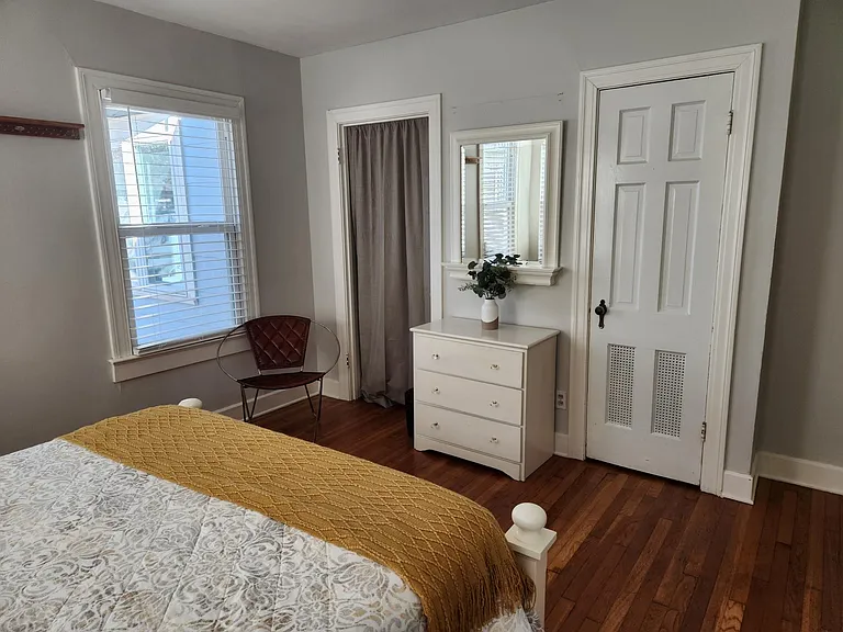4214 Bellvue Ave — Photo 23