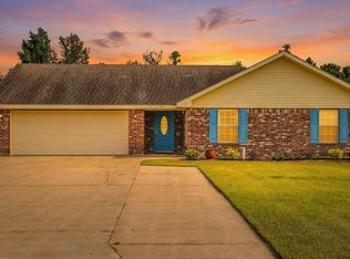 129 Cassy Dr, Sulphur, LA 70663