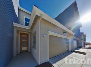 8233 Perla Way, Sacramento, CA 95832