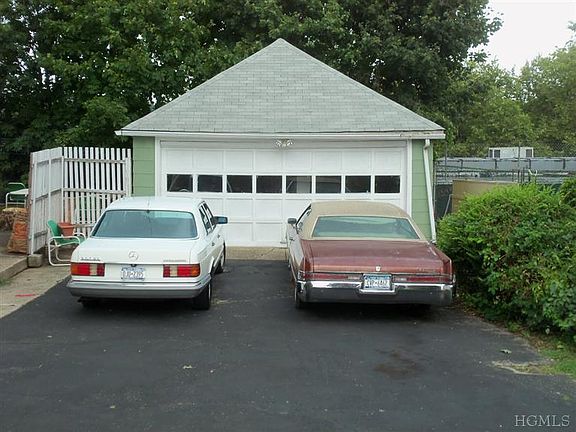 2nd image of 77 Vernon Ave