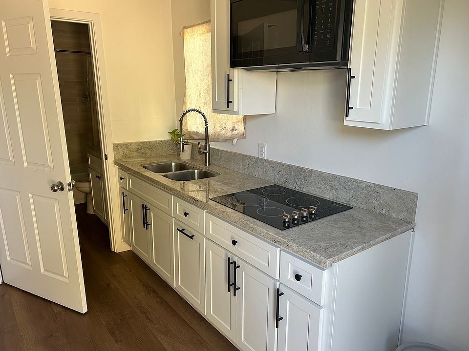 1st image of 1115 El Tejon Ave