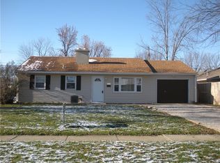 3042 Eagledale Dr, Indianapolis, IN 46222