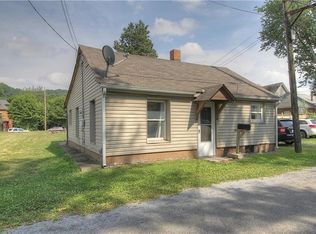 2321 7th Ave, Beaver Falls, PA 15010