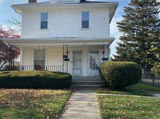 305 1/2 N Burnett Rd, Springfield, OH 45503