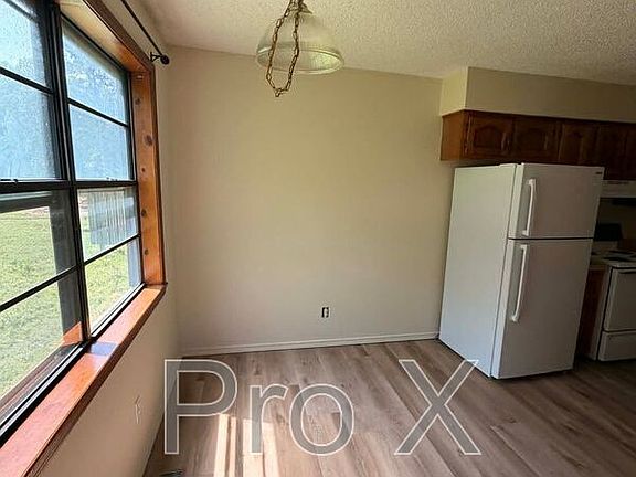 4th image of 2630-2632 E 2nd St