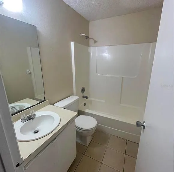 890 Mecca Dr #4 — Photo 6