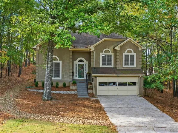 945 Club Chase Ct, Roswell, GA 30076