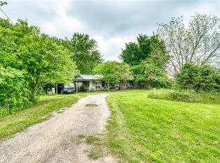 17527 Fm 1372 Rd, North Zulch, TX 77872