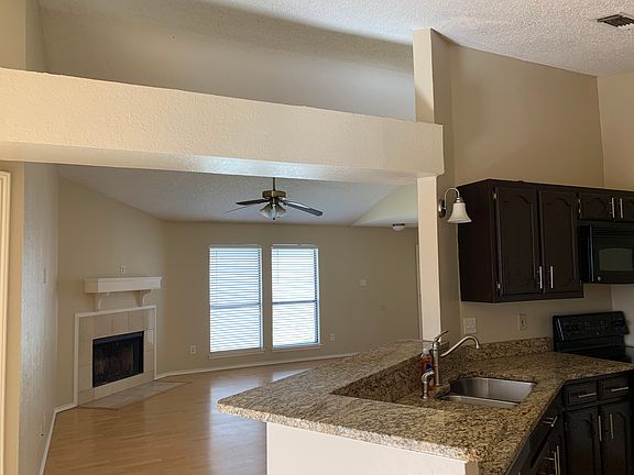 2nd image of 2705 Harvest Lake Dr