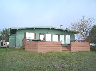 58 NW Buffalo Rd W, Medicine Lodge, KS 67104