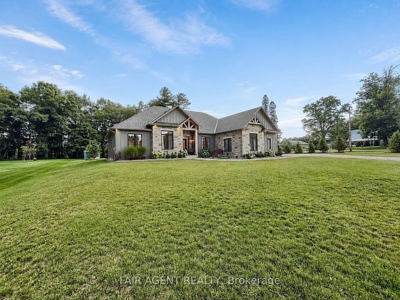 2nd image of 93 Woodland Dr