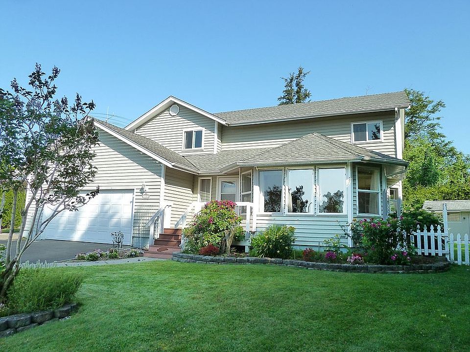2157 Hillside Pl, Ferndale