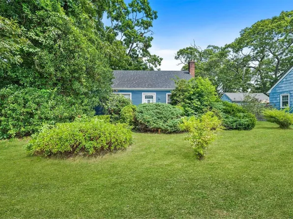 195 E Lakewood Street, Patchogue, NY 11772