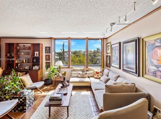 250 Galen Dr APT 44, Key Biscayne, FL 33149