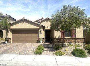 8216 Skye Struck Dr, Las Vegas, NV 89166