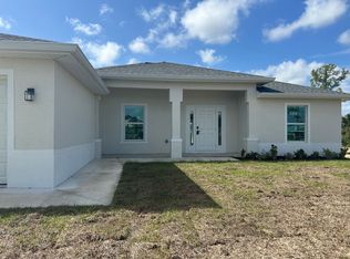 2310 NE 35th Ln, Cape Coral, FL 33909