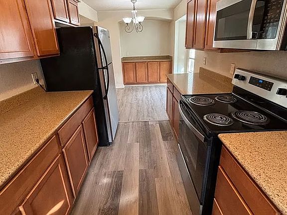3rd image of 3739 W Bullard Ave APT 119