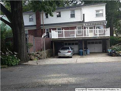4th image of 149 Ravenhurst Ave