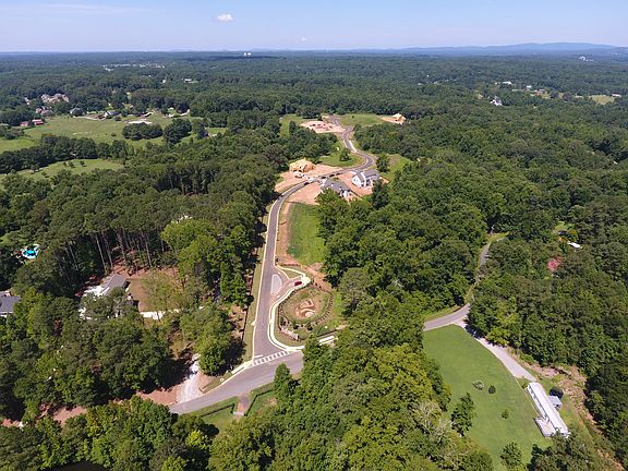 2nd image of 122 Creekview Ln Lot 7