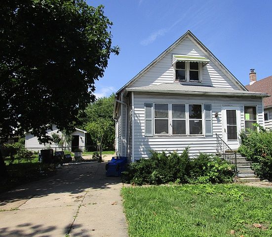 1st image of 2712 Jackson Ave