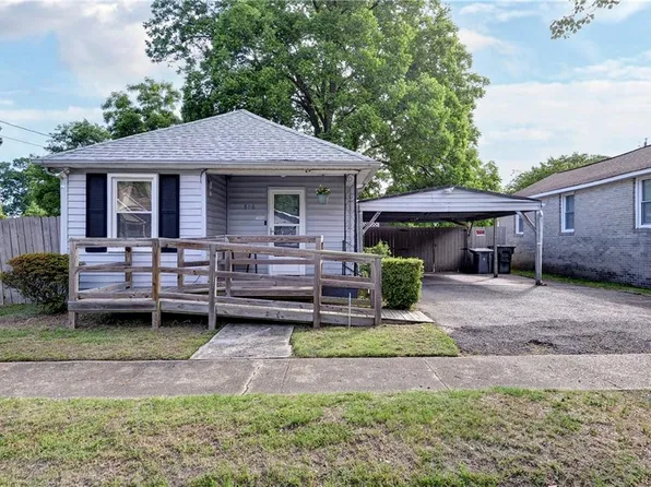 806 Pocahontas Pl, Hampton, VA 23661