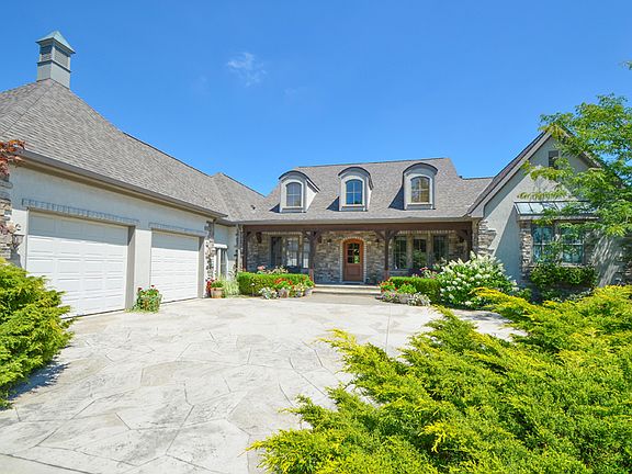3rd image of 5278 Vista Point Dr
