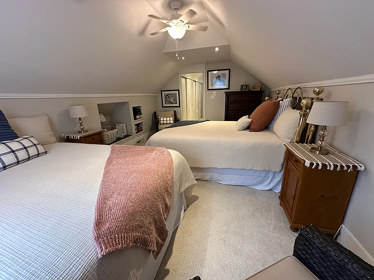 161 Elm St — Photo 14
