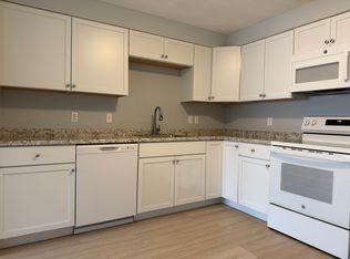 641 Manton Ave APT 10, Providence, RI 02909