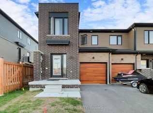 33 Pumpkin Corner Cres, Barrie, ON L9J 0T5