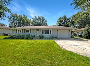 572 Rice Creek Ter NE, Fridley, MN 55432