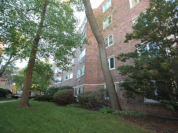 3rd image of 1960 W Hood Ave APT 5C