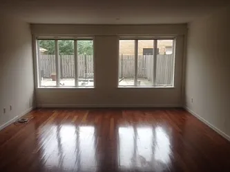 Rented by Realty 2000 Associates Ltd