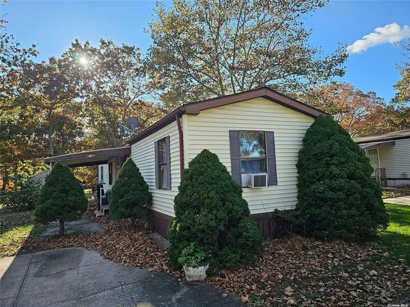 1800 Osborn Avenue, Riverhead, NY 11901
