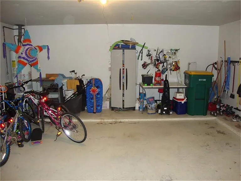 22818 Brafferton Ln — Photo 22