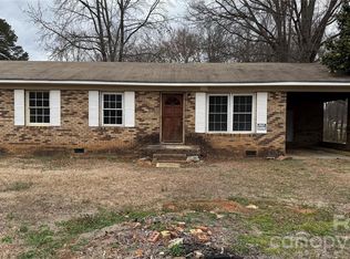 215 Gaddis Rd, Oakboro, NC 28129
