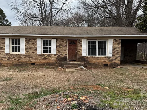 215 Gaddis Rd, Oakboro, NC 28129