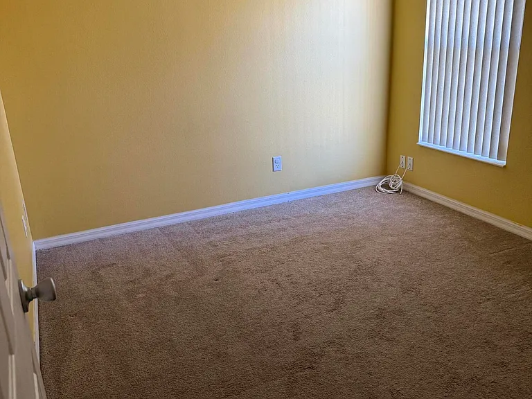 5824 NW Zenith Dr — Photo 14