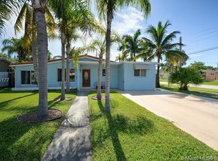 1124 N 13th Ter, Hollywood, FL 33019