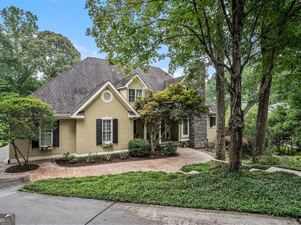 418 Henredon Hl, Peachtree City, GA 30269