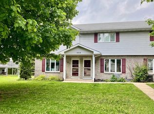 905 Whispering Way APT 2, Cottage Grove, WI 53527