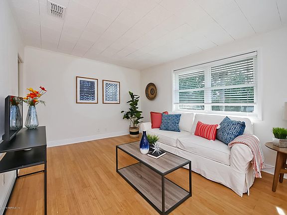 161 Seminole Rd Staged-2