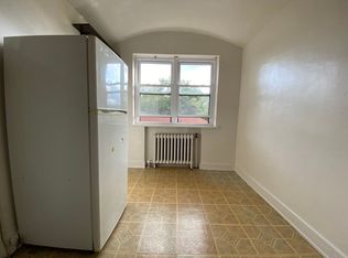 5700 Munhall Rd #11, Pittsburgh, PA 15217