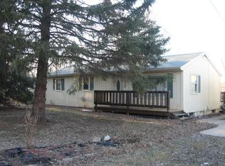 10228 Pollard Rd, Haslett, MI 48840