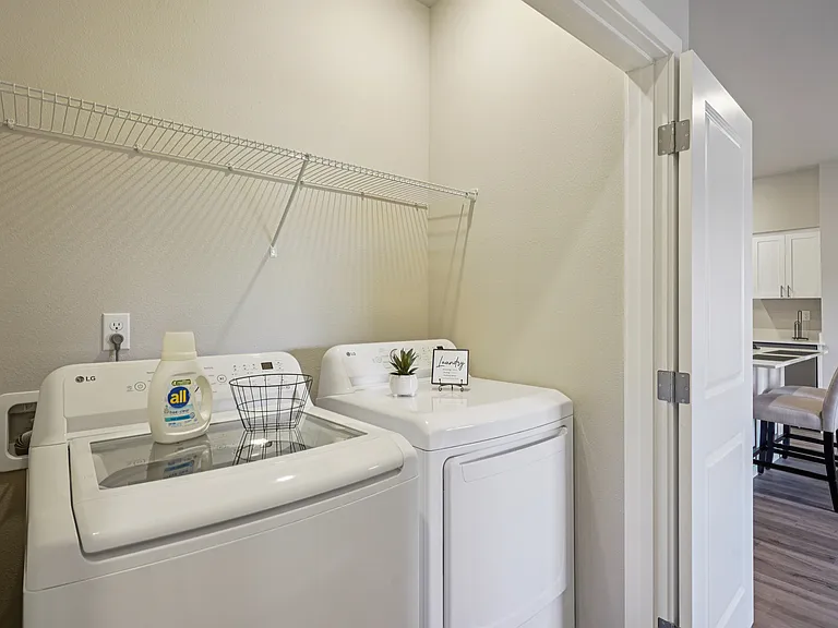 Tahoma Terrace Apartments — Photo 70