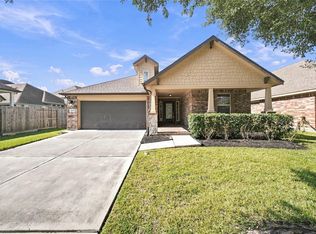 8119 W Pine Creek Bnd, Cypress, TX 77433
