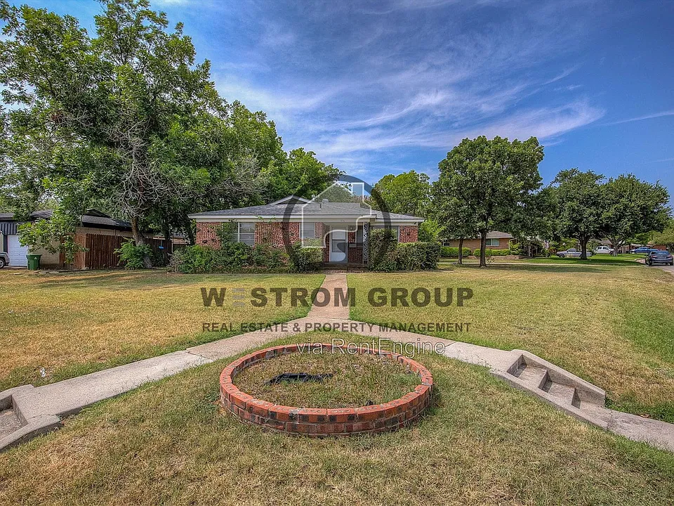 5916 Tourist Dr