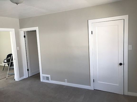 First bedroom 